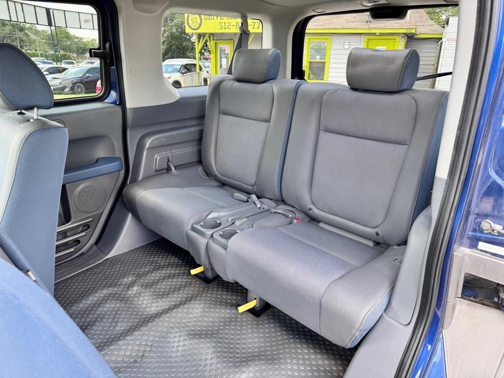 Honda Element  2003