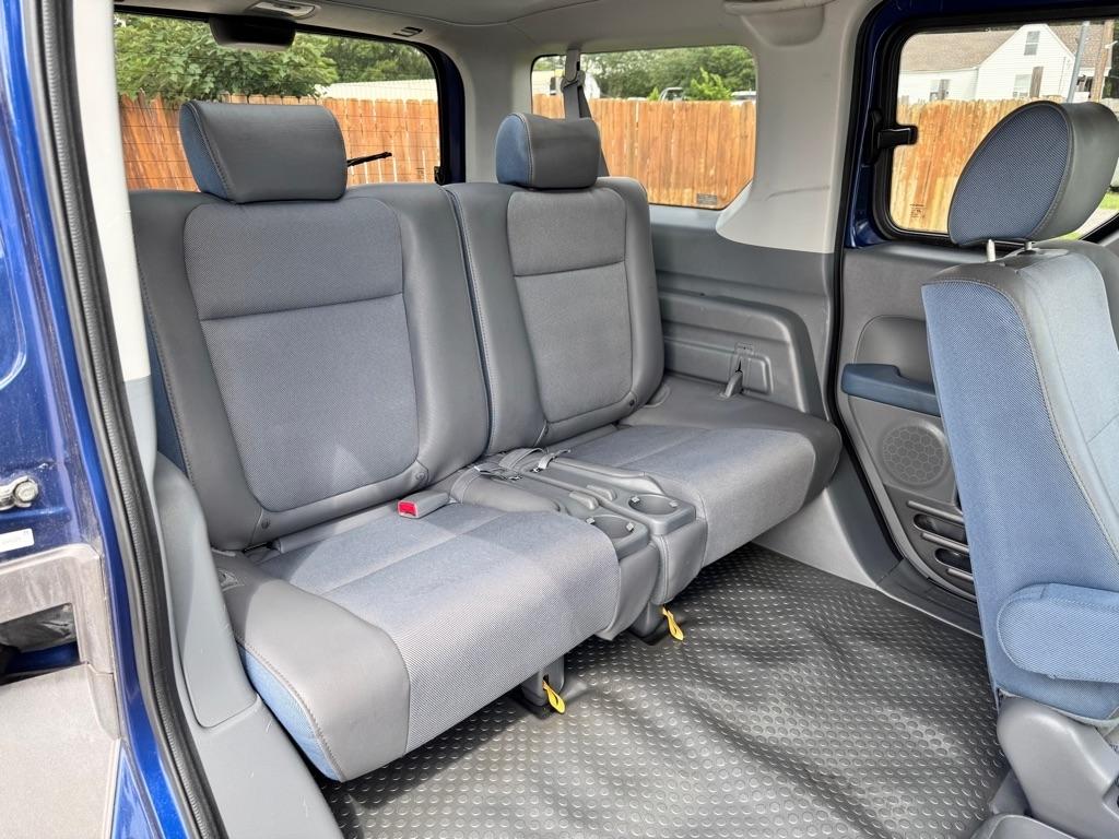 Honda Element  2003