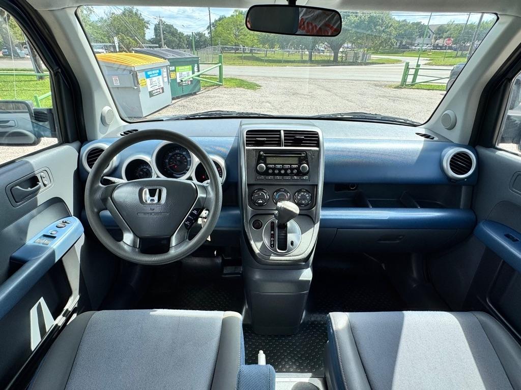 Honda Element  2003