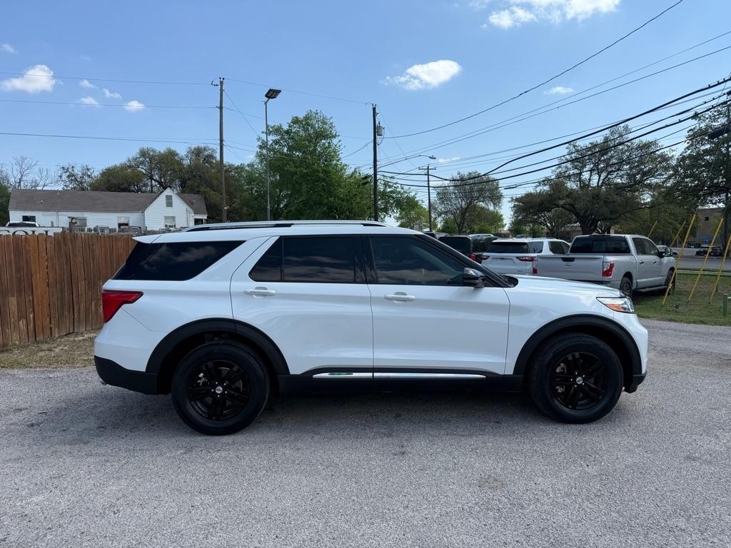 Ford Explorer  2021