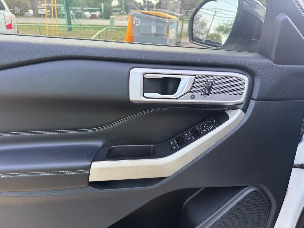 Ford Explorer  2021