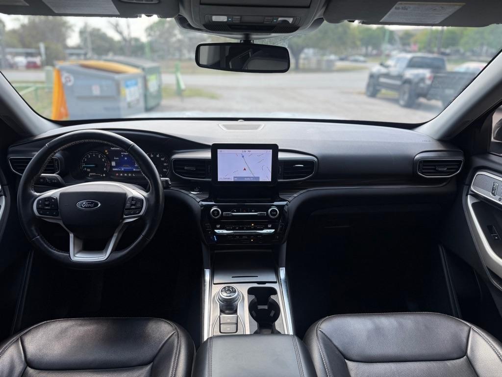 Ford Explorer  2021