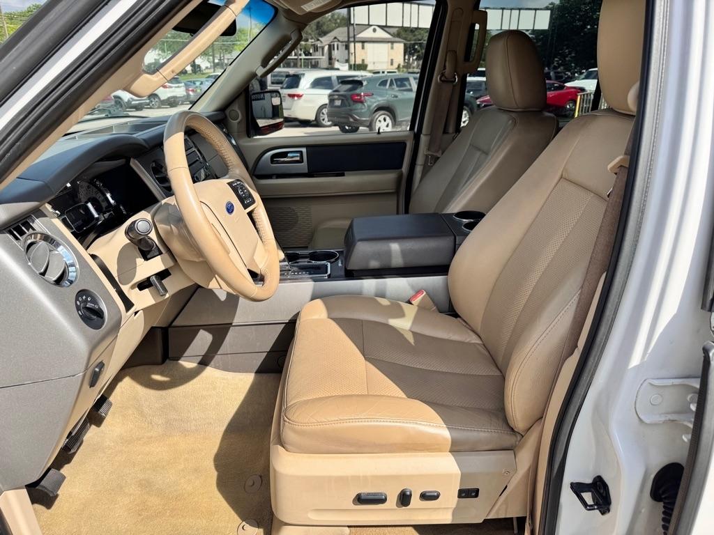 Ford Expedition  2014
