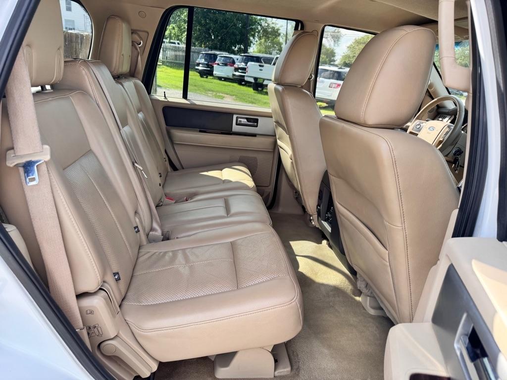 Ford Expedition  2014