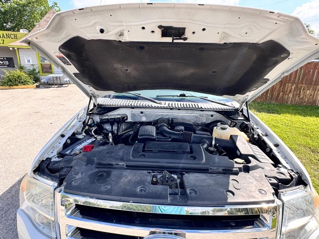 Ford Expedition  2014