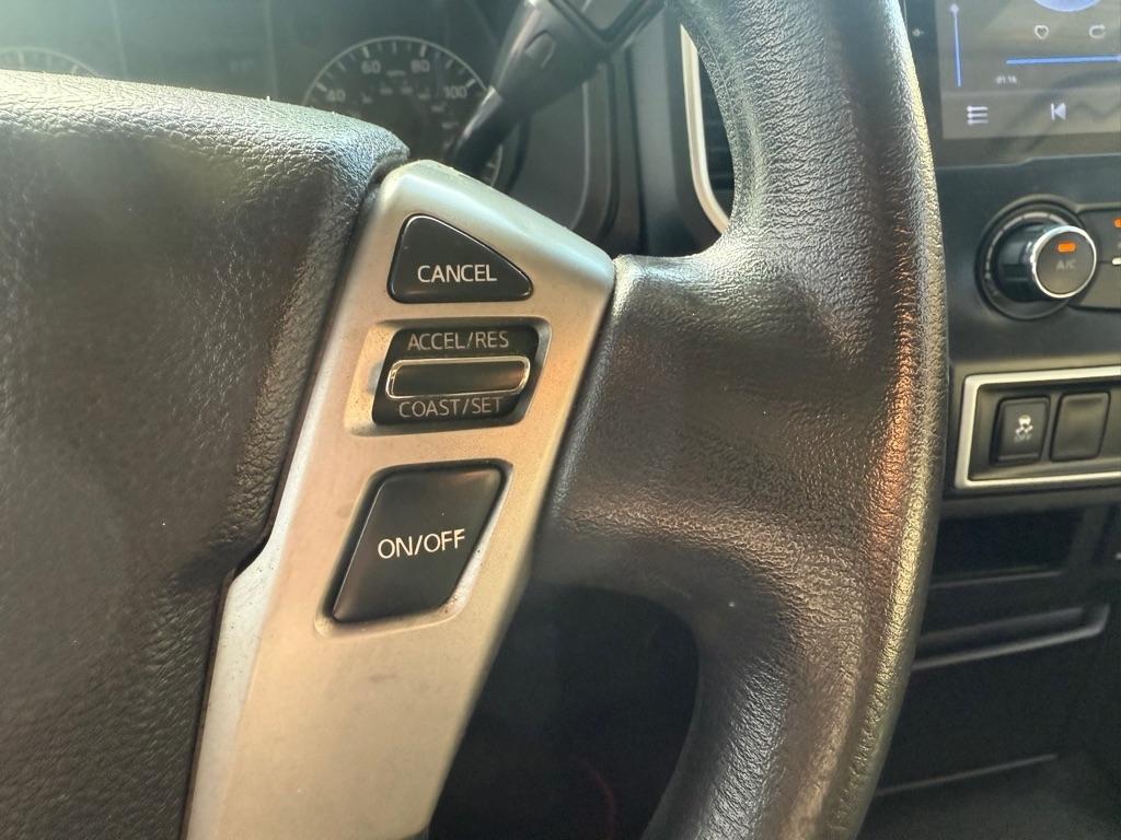 Nissan Titan  2017