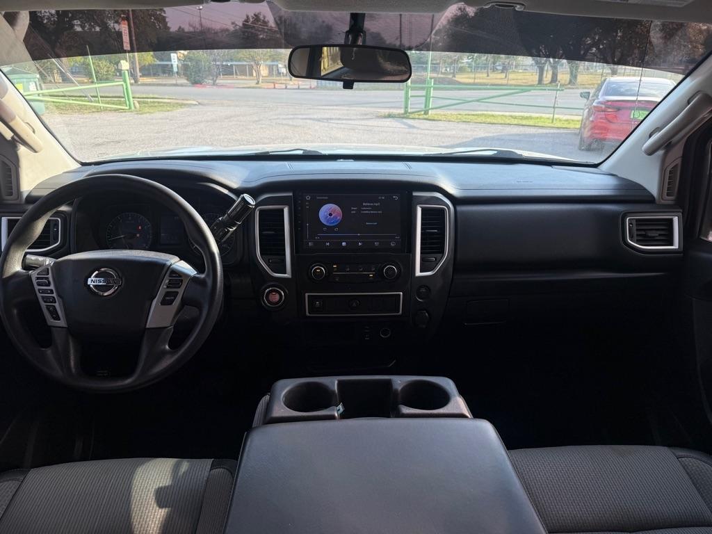 Nissan Titan  2017