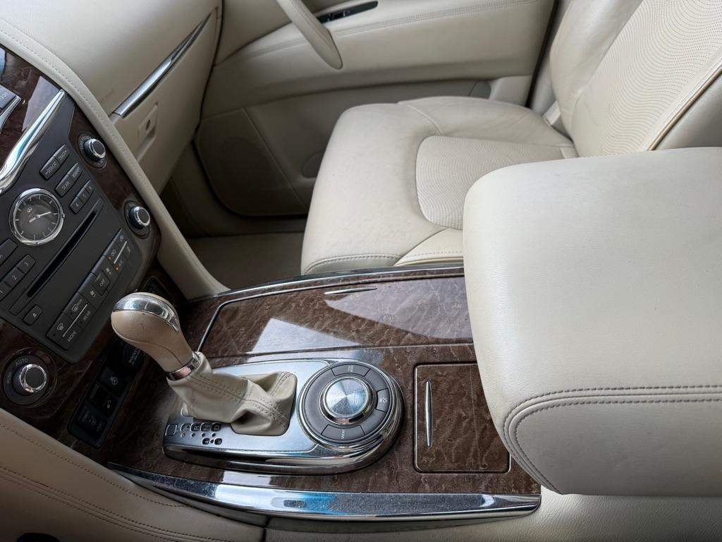 Infiniti QX80  2015