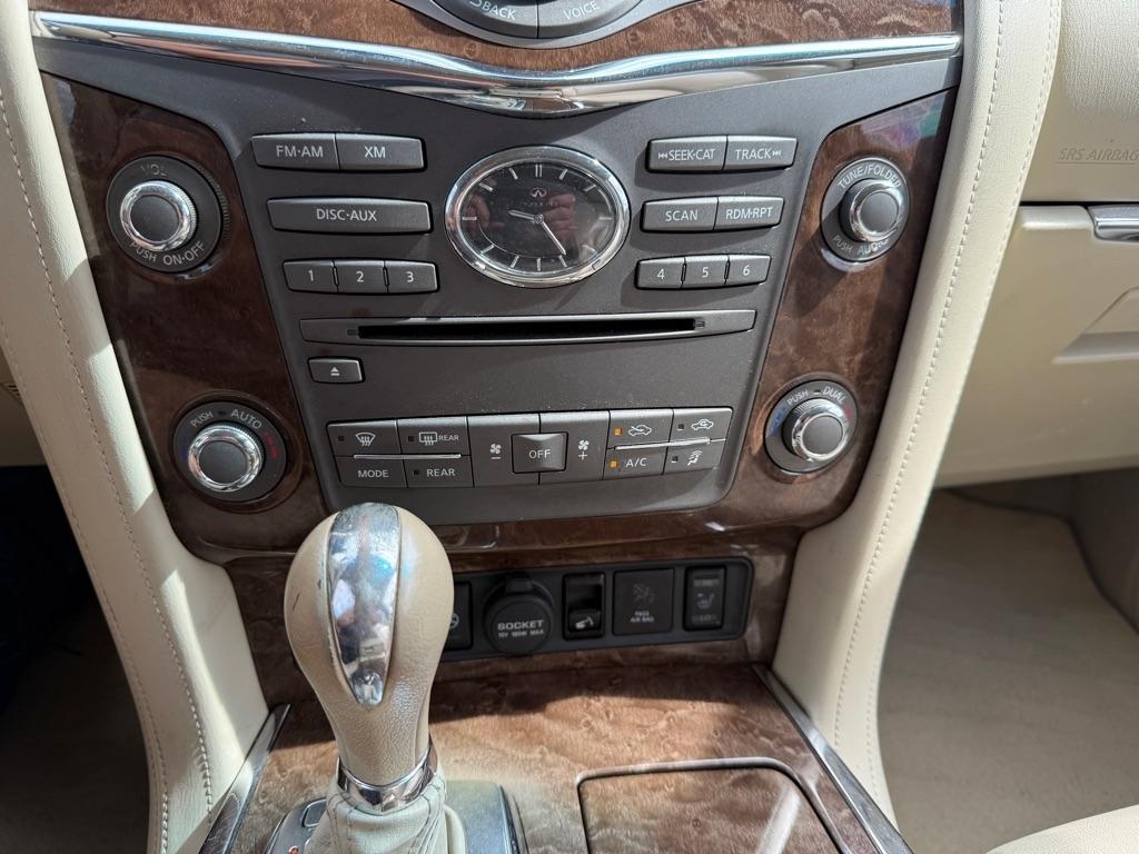 Infiniti QX80  2015