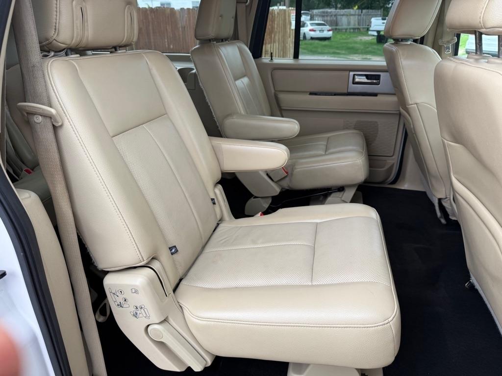 Ford Expedition  2017