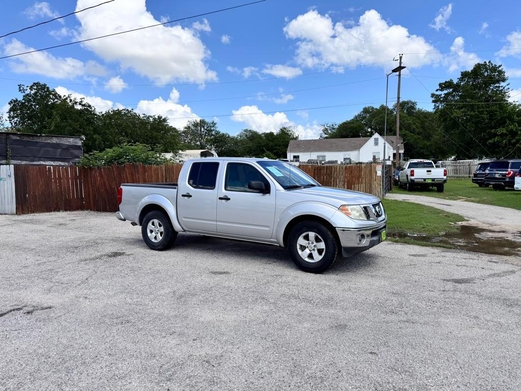 Nissan Frontier  2011