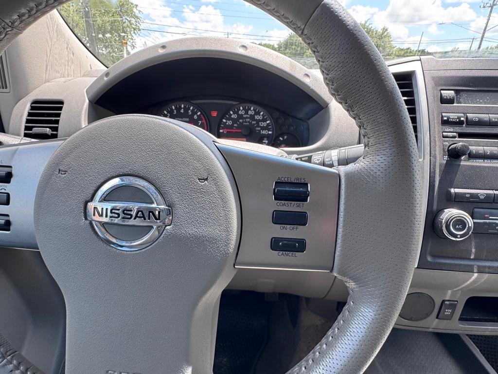 Nissan Frontier  2011