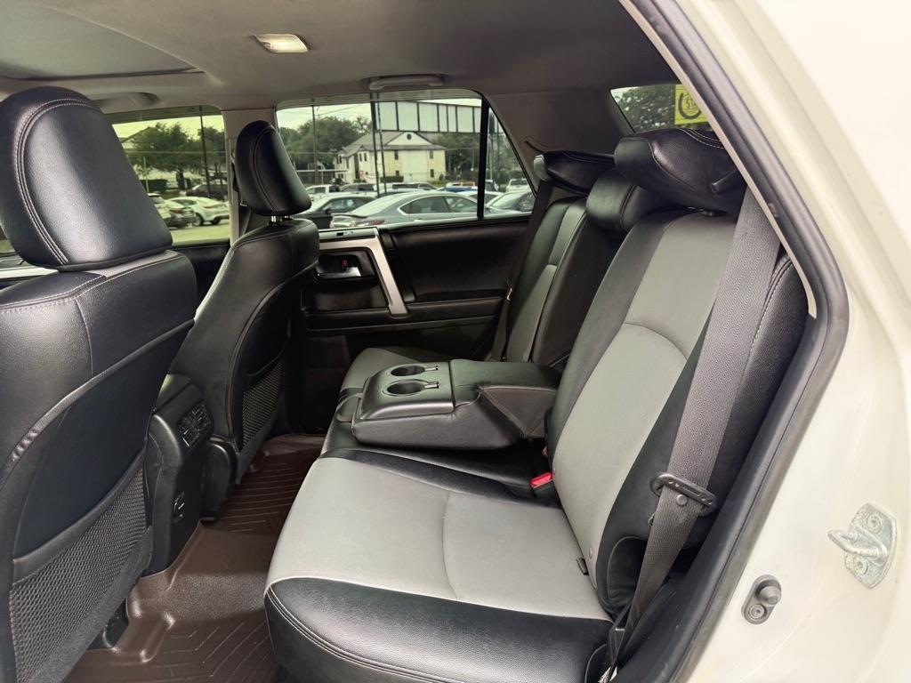 Toyota 4Runner  2016