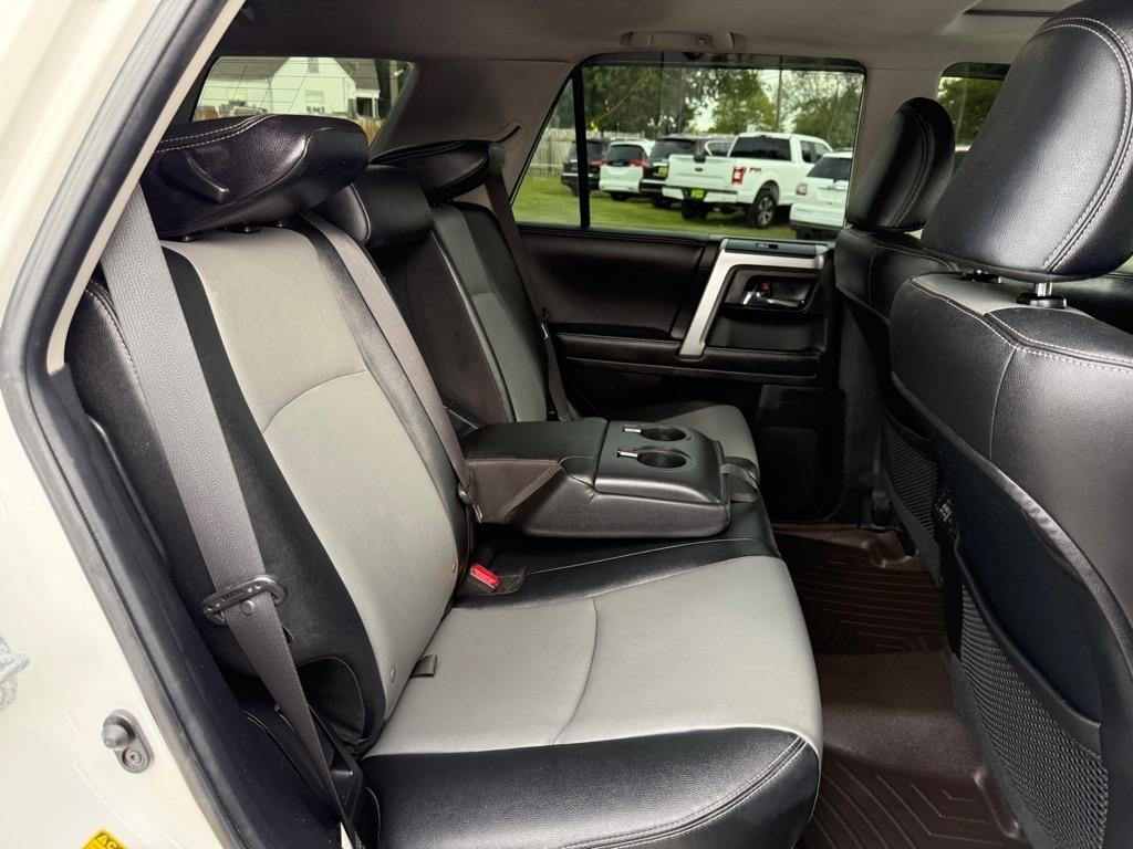Toyota 4Runner  2016
