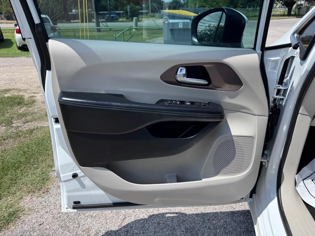 Chrysler Voyager  2022
