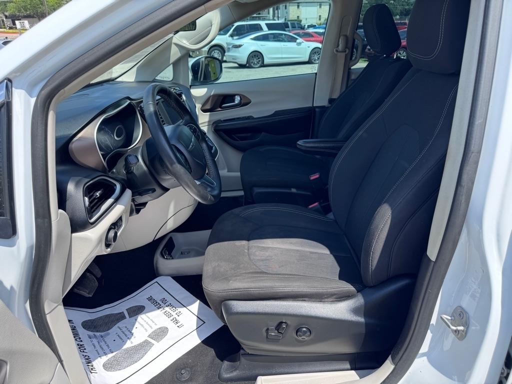 Chrysler Voyager  2022