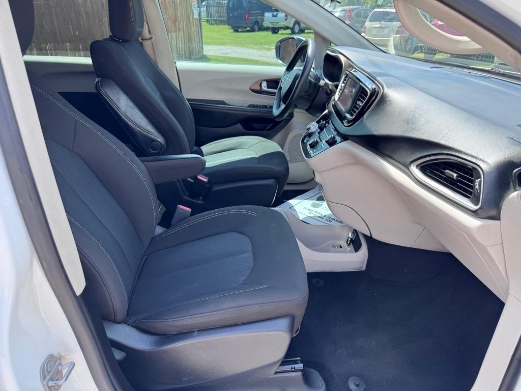 Chrysler Voyager  2022