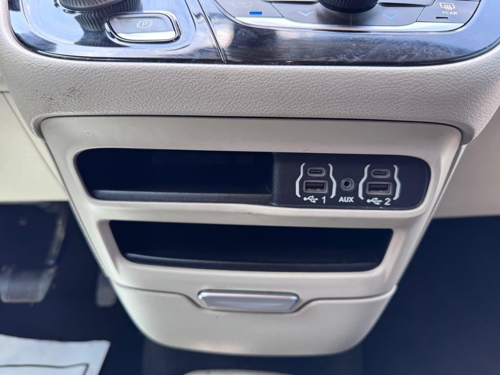 Chrysler Voyager  2022