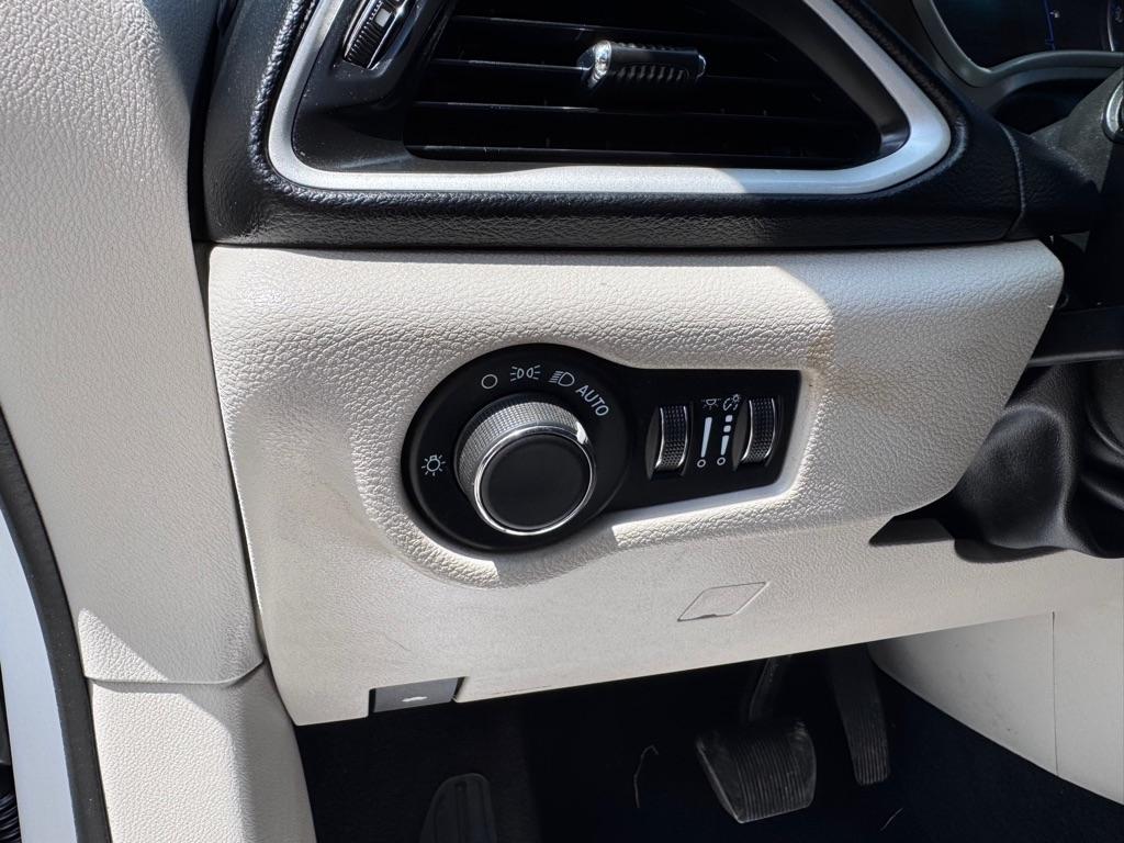 Chrysler Voyager  2022