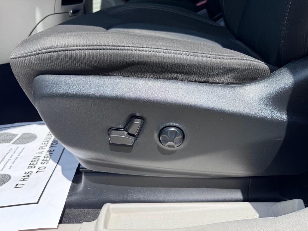 Chrysler Voyager  2022
