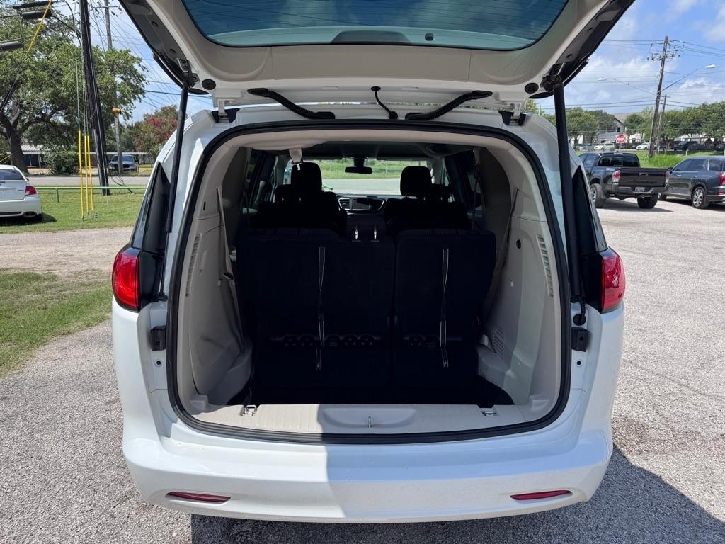 Chrysler Voyager  2022