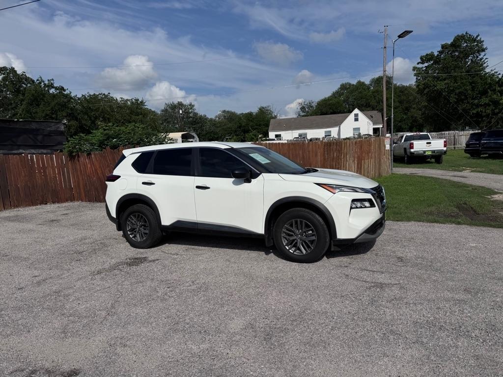 Nissan Rogue  2022