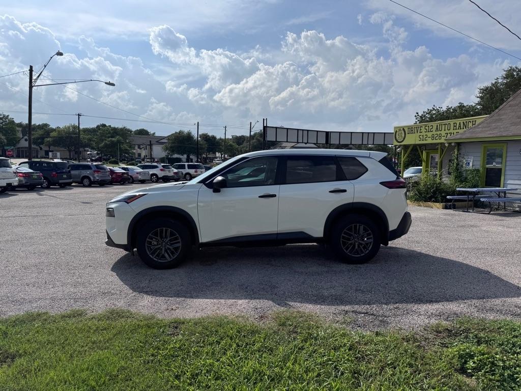 Nissan Rogue  2022