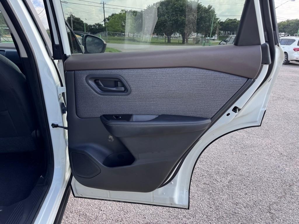 Nissan Rogue  2022