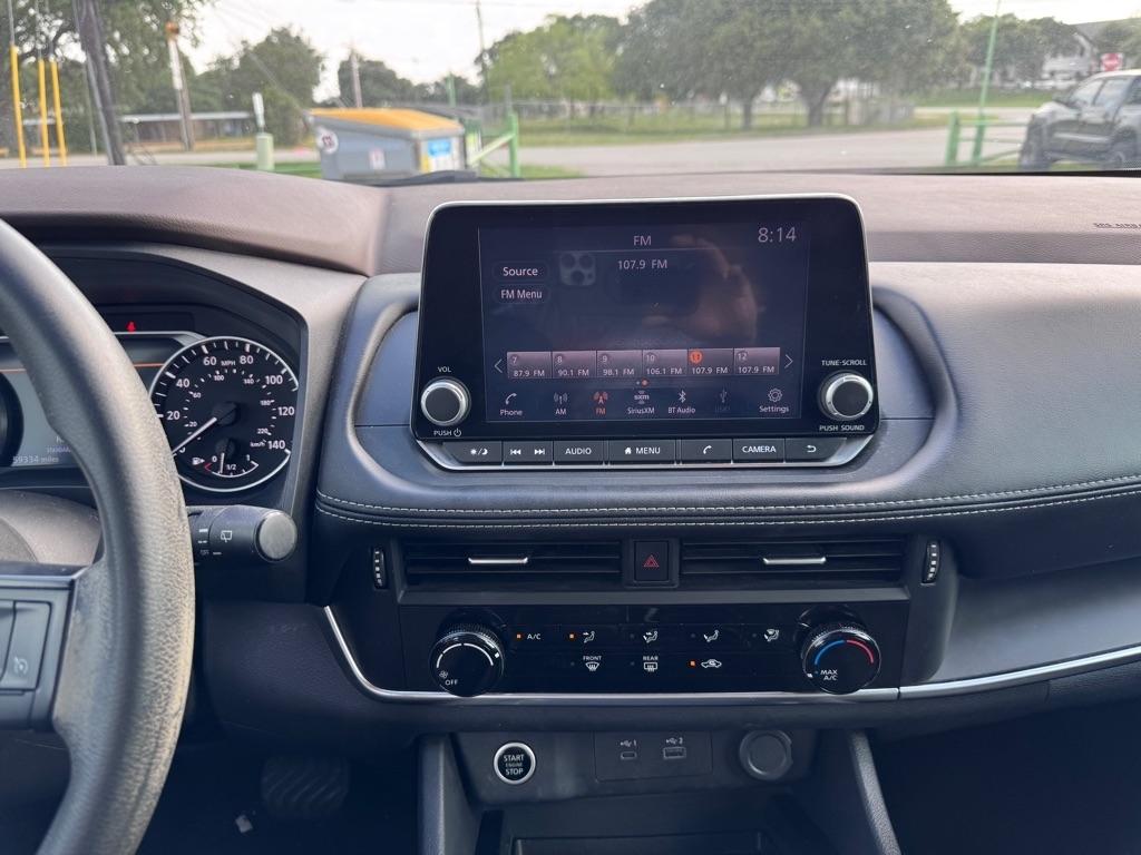 Nissan Rogue  2022