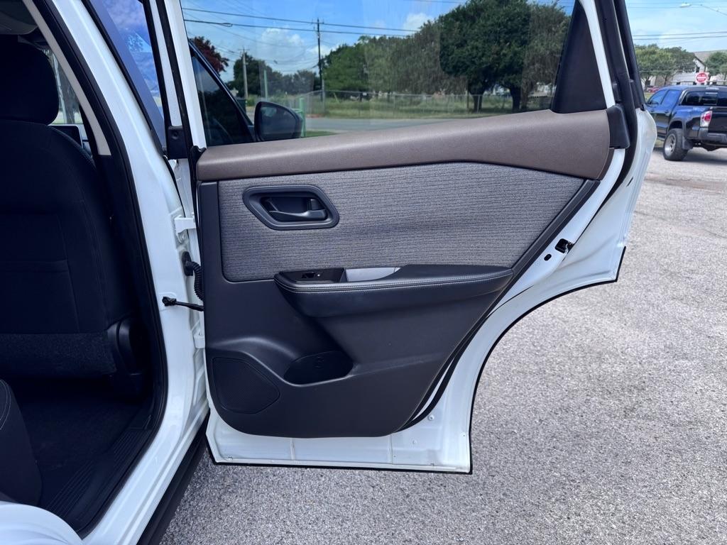 Nissan Rogue  2022
