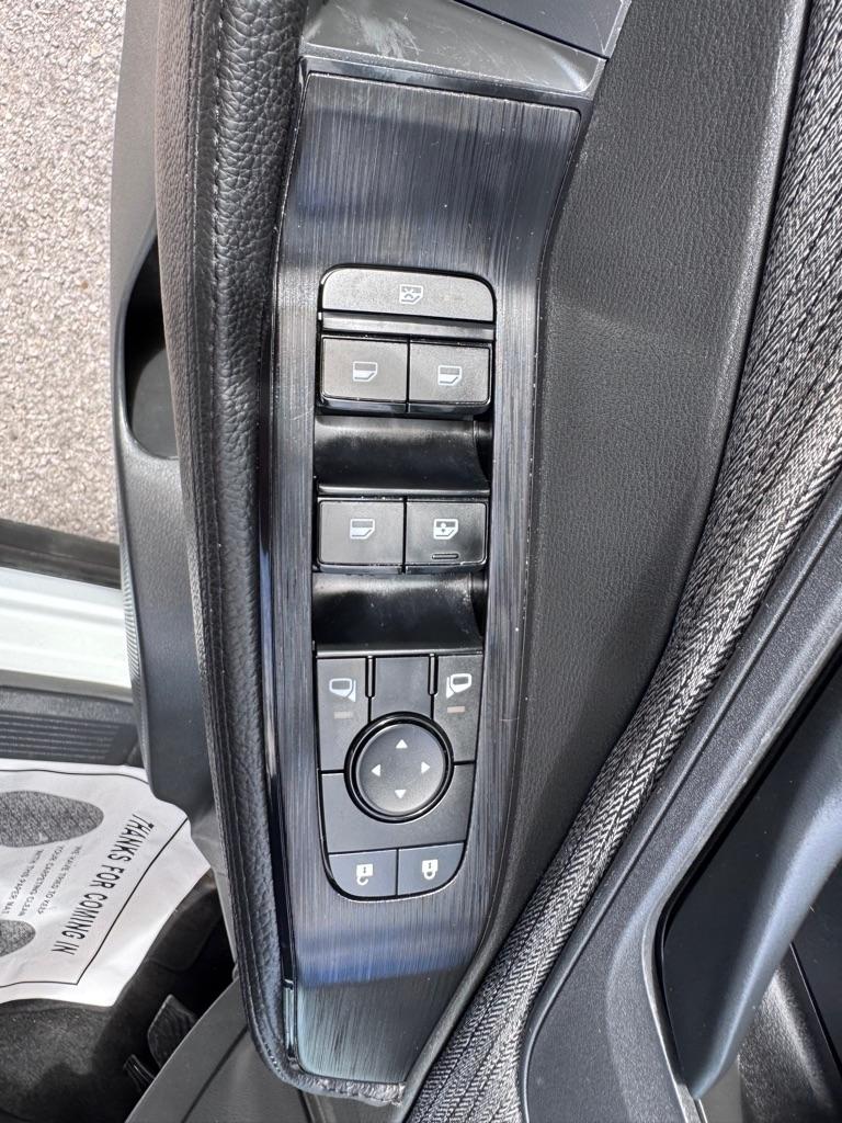 Nissan Rogue  2022