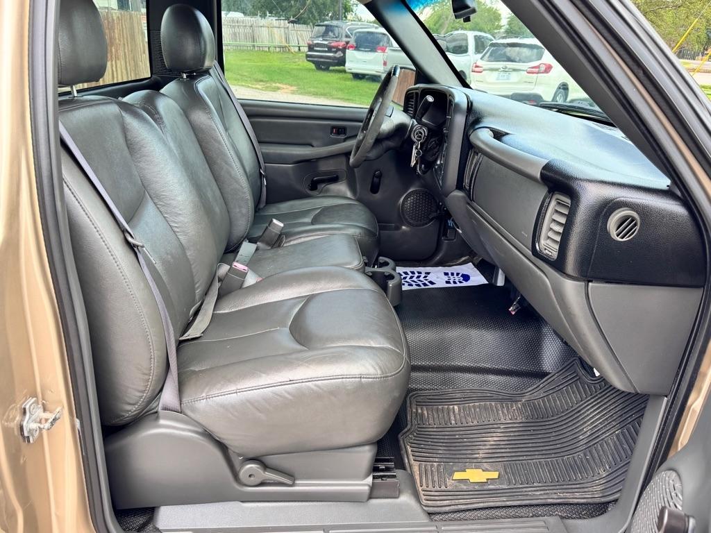 Chevrolet Silverado 1500  2004