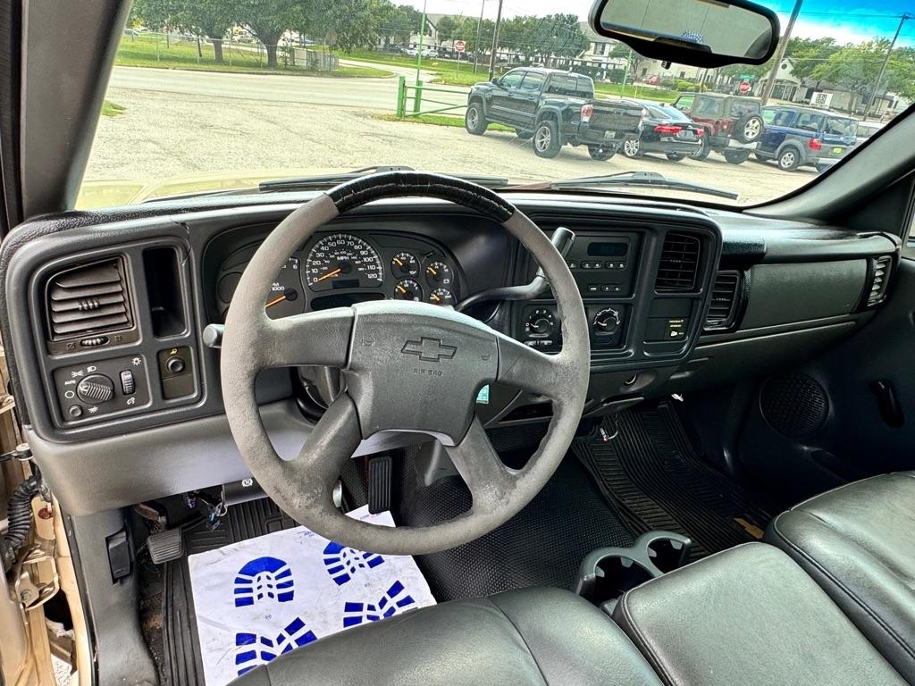 Chevrolet Silverado 1500  2004