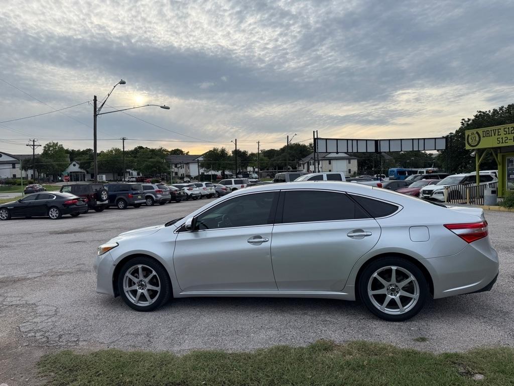 Toyota Avalon  2013