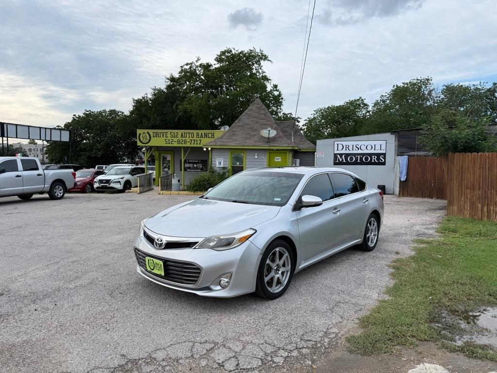 Toyota Avalon  2013