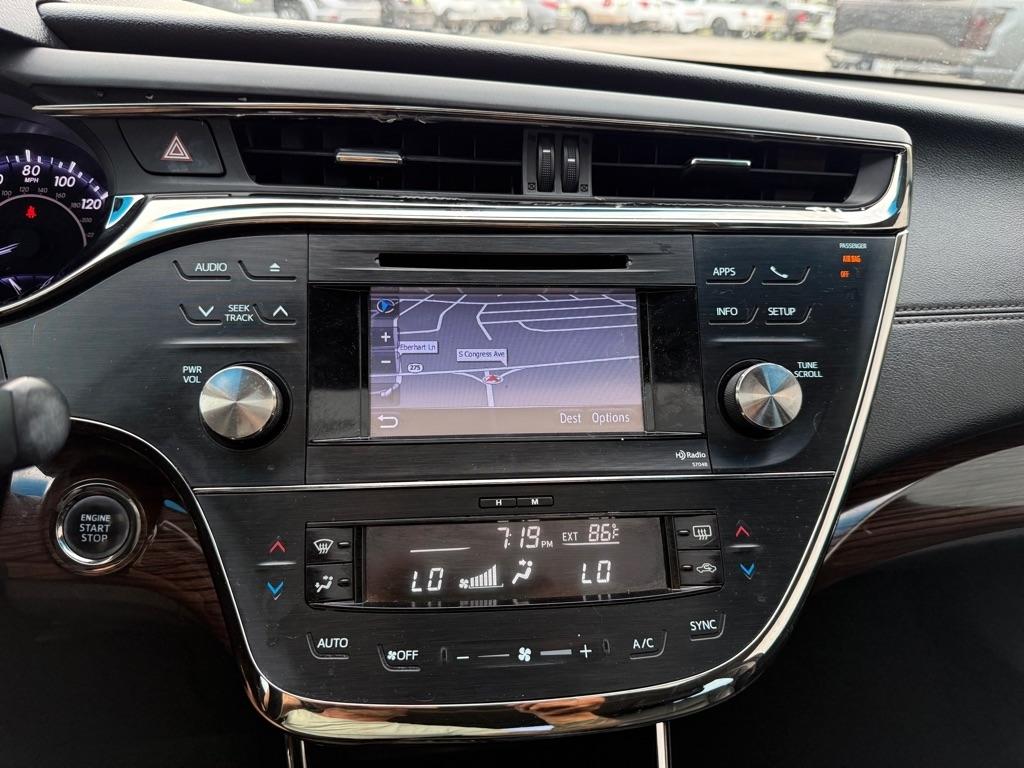 Toyota Avalon  2013