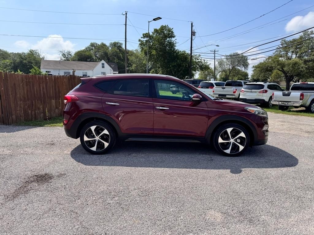 Hyundai Tucson  2016