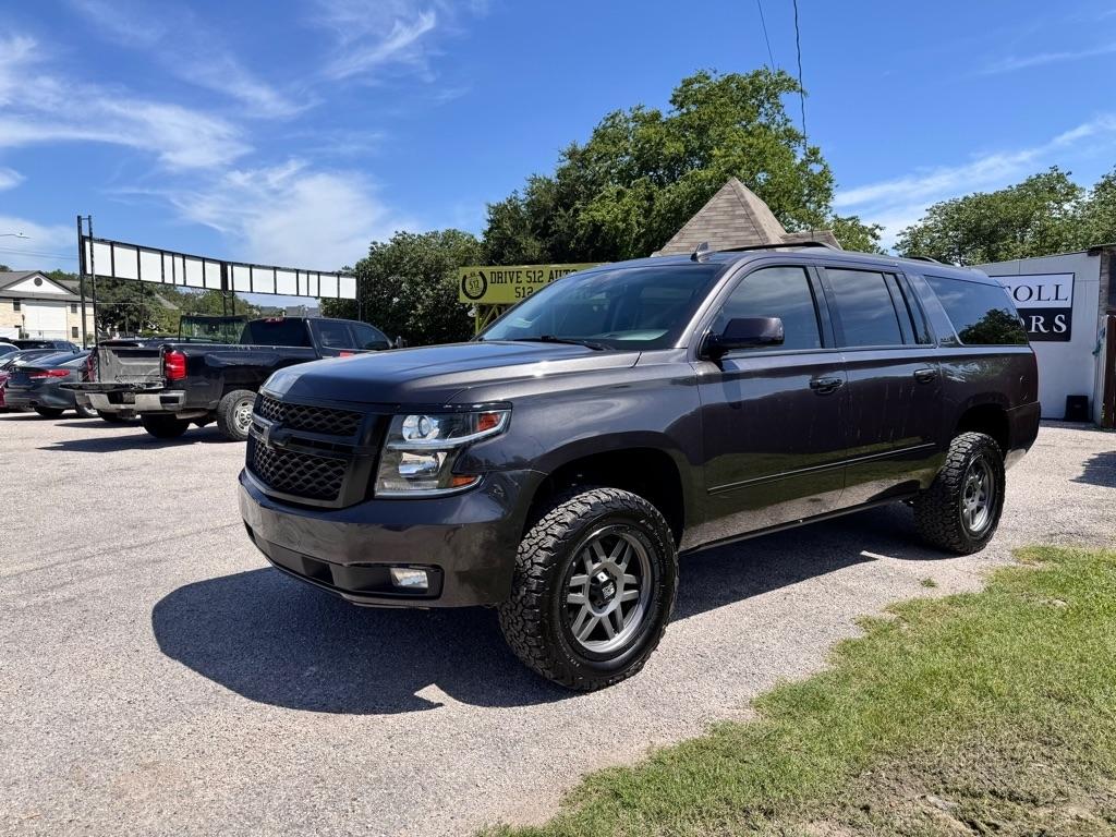 Chevrolet Suburban  2017