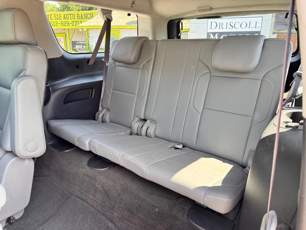 Chevrolet Suburban  2017