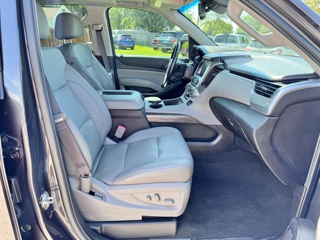 Chevrolet Suburban  2017