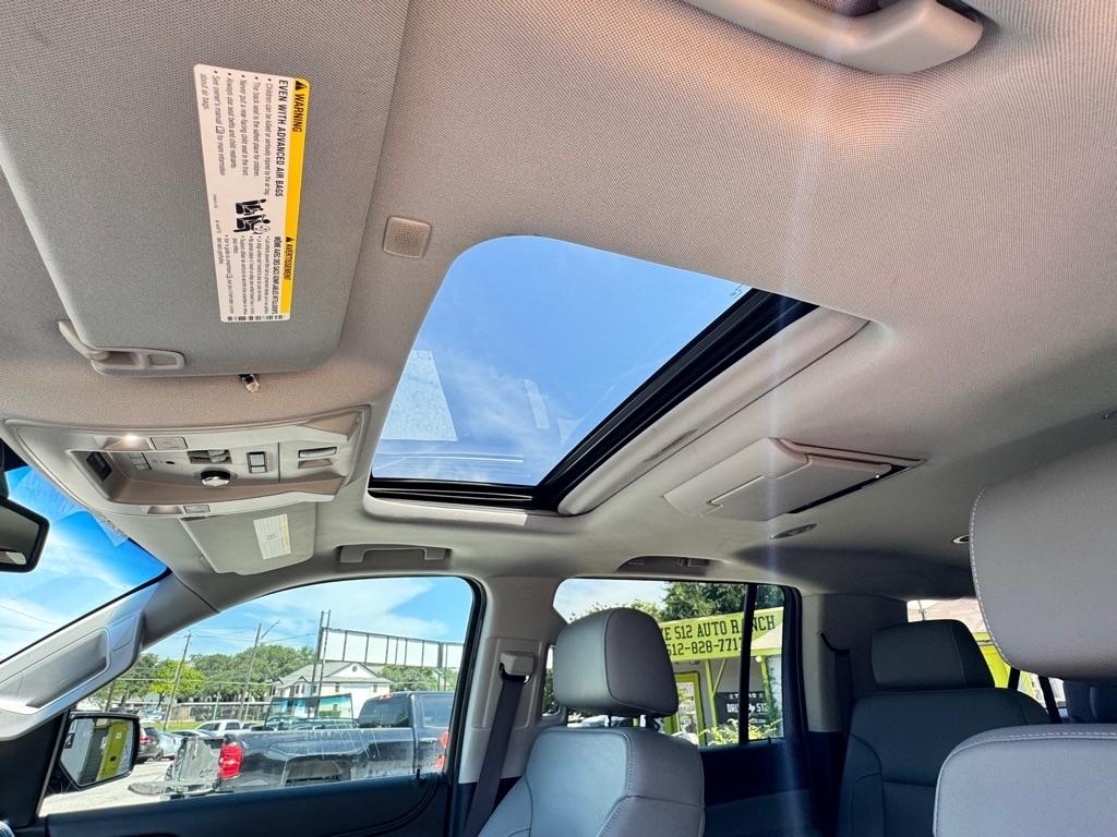 Chevrolet Suburban  2017