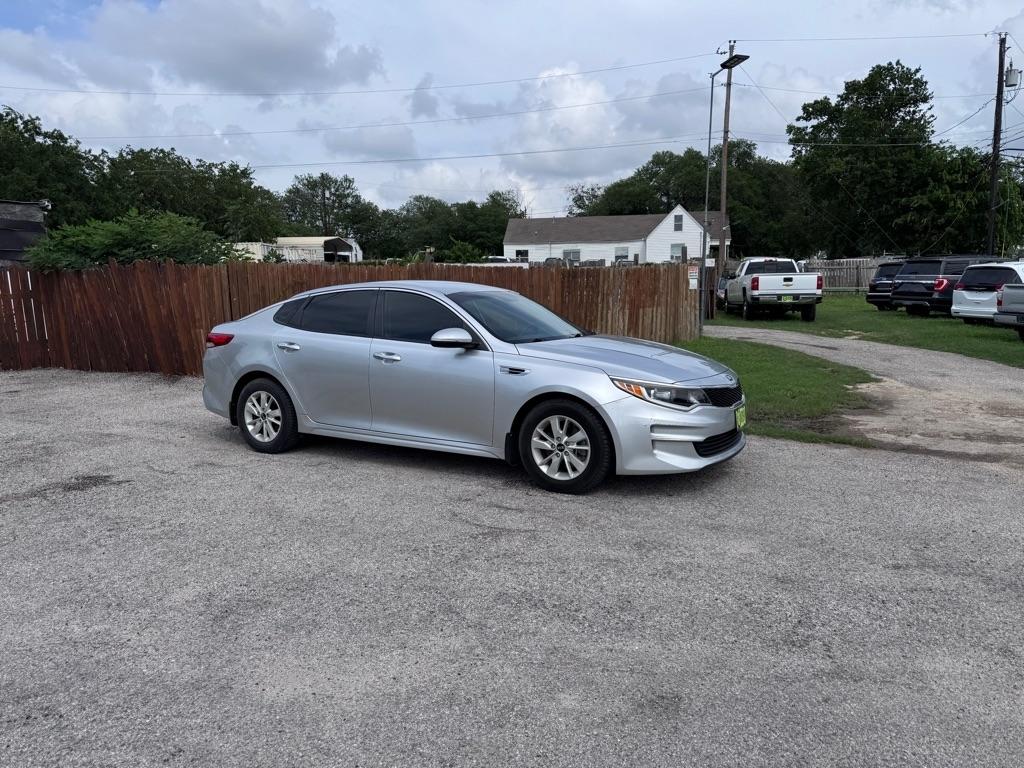 Kia Optima  2016