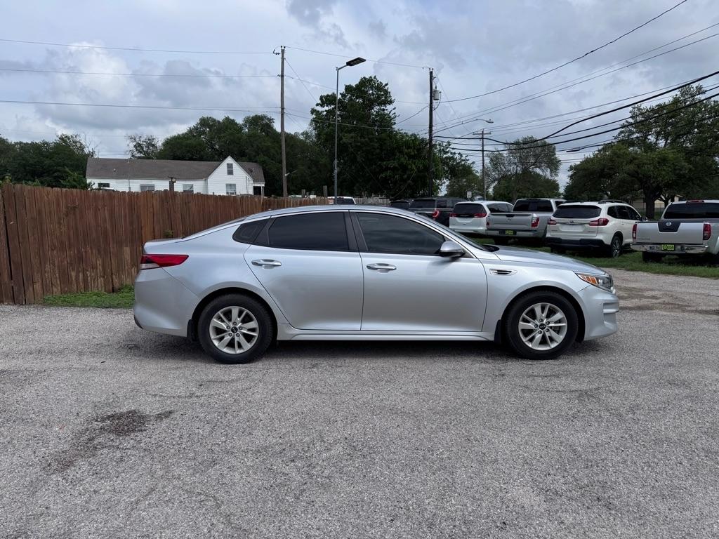 Kia Optima  2016