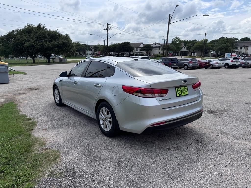 Kia Optima  2016