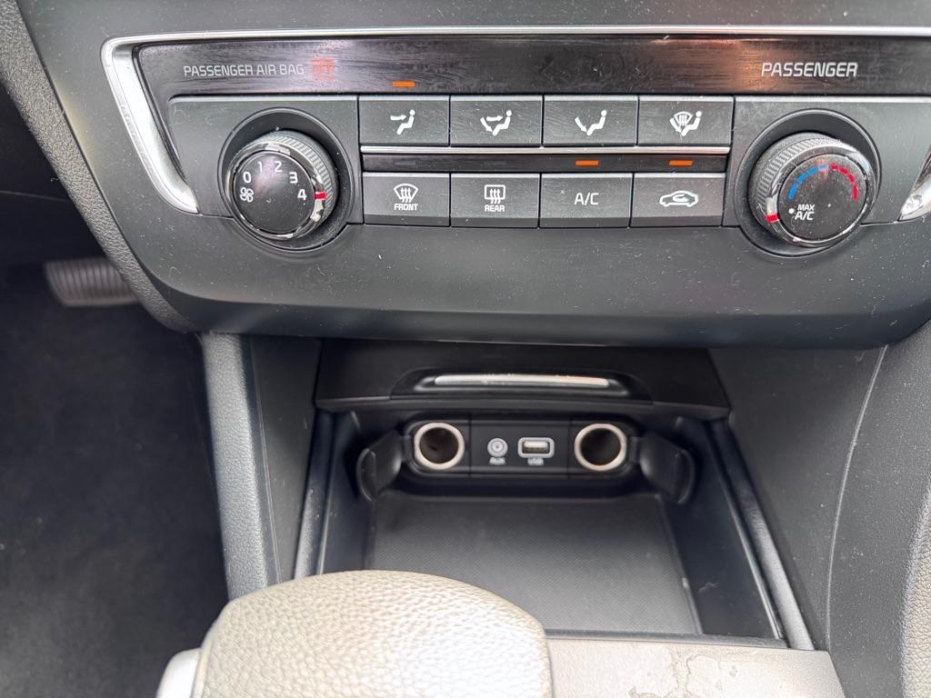 Kia Optima  2016