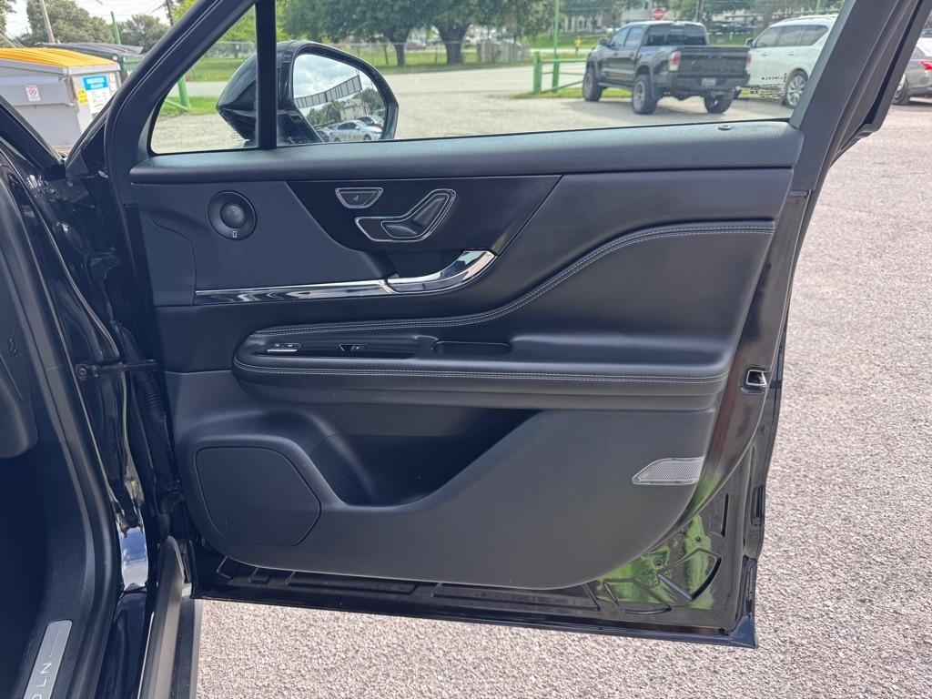 Lincoln MKC  2019