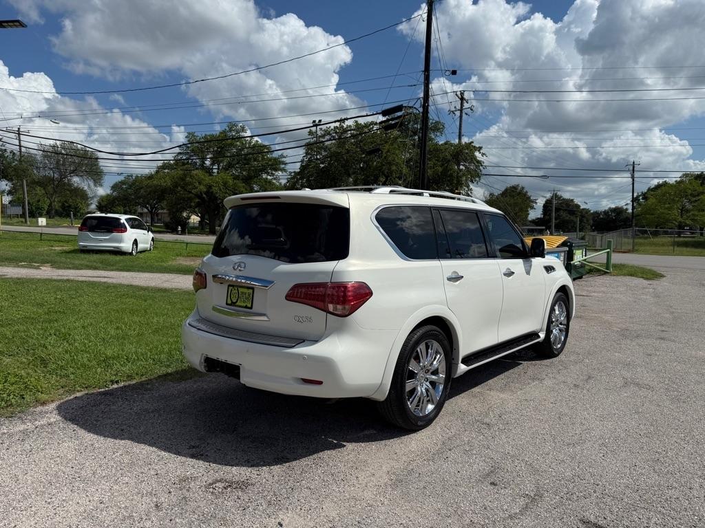 Infiniti QX56  2013