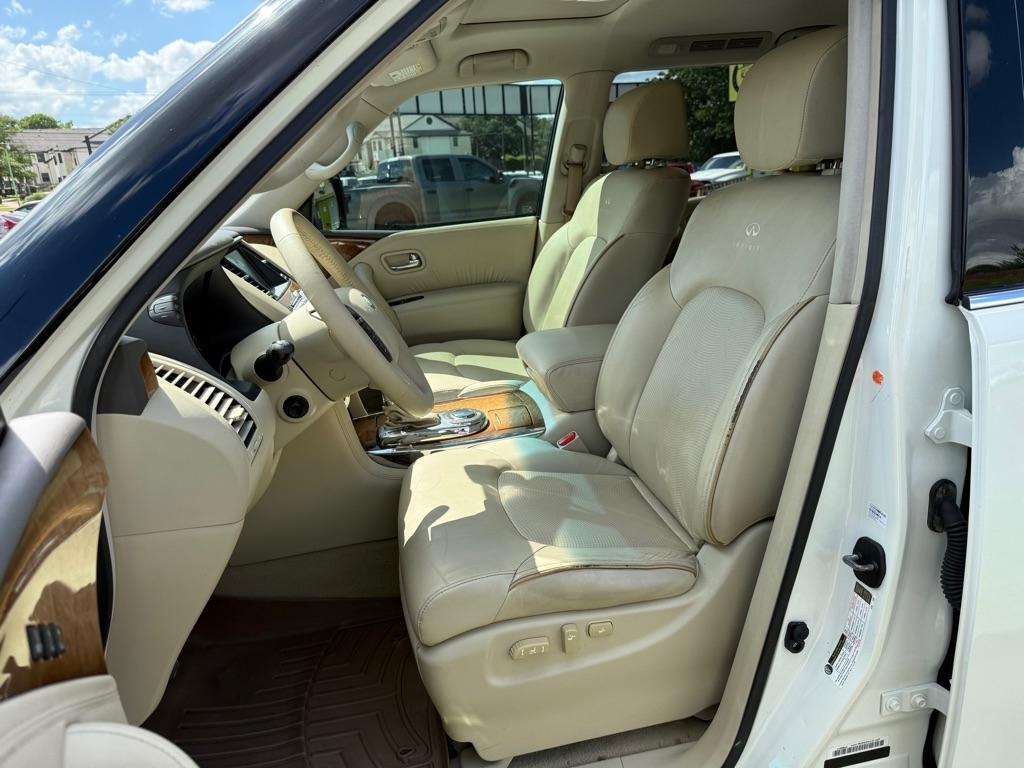 Infiniti QX56  2013