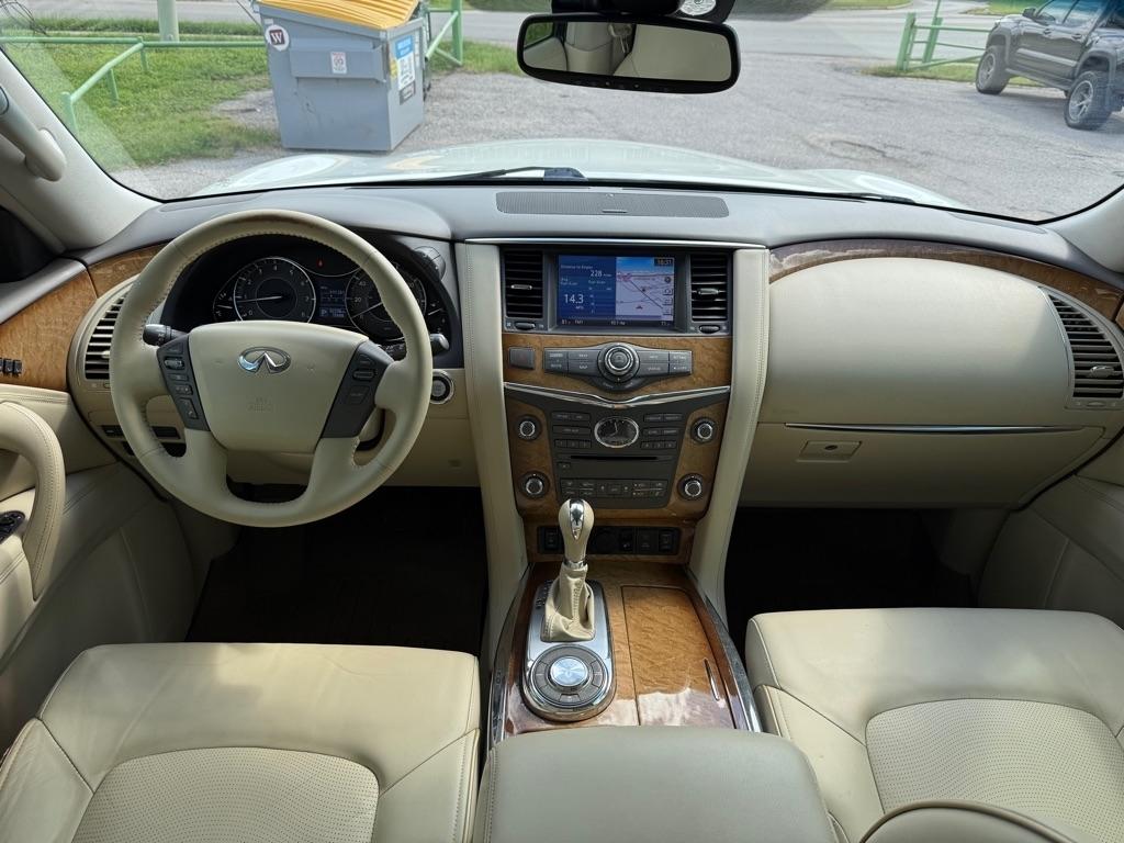 Infiniti QX56  2013
