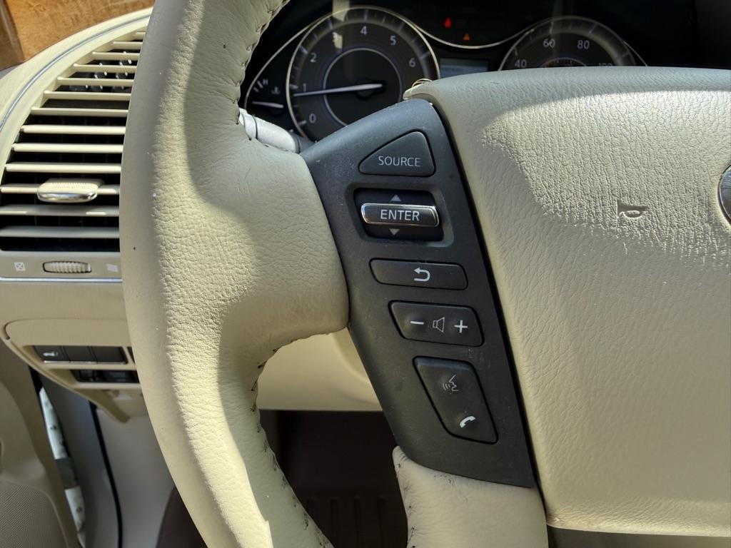 Infiniti QX56  2013